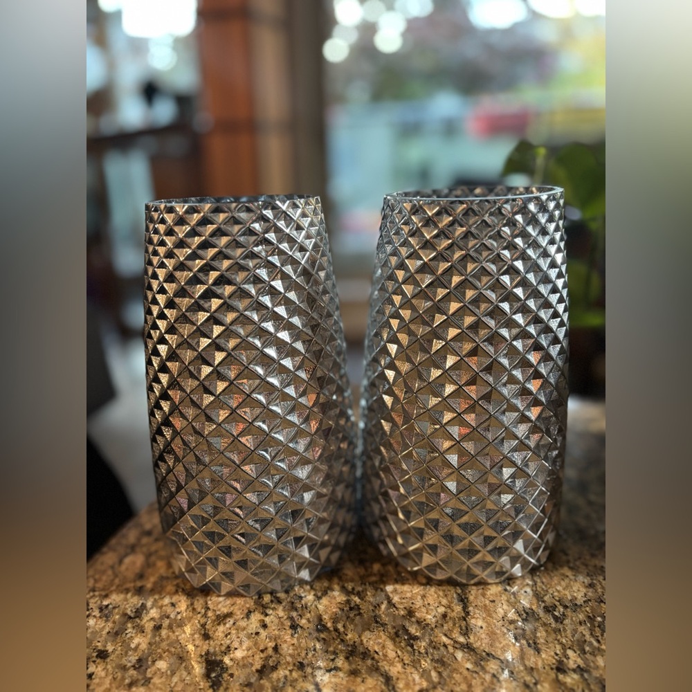 Pair of Elegant 8” Silver Textured Vases / Candle Holders – Pineapple Faceted
